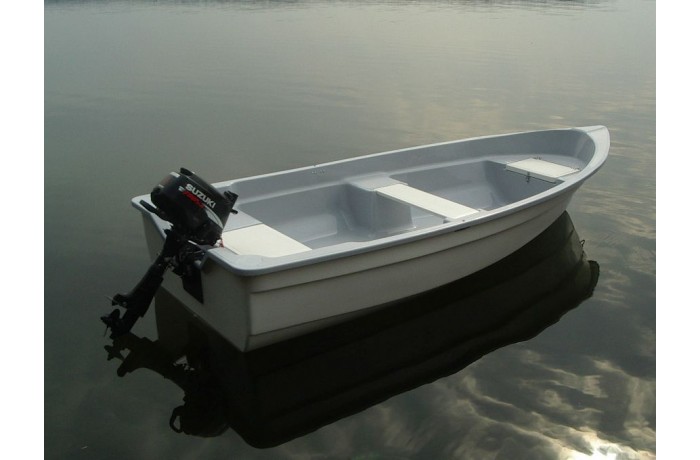 RC390Y plastic boat