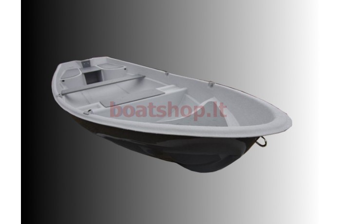 Pella Nova 440 plastic boat