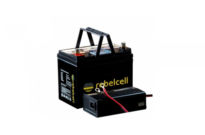 12V 50AV battery + charger 25A