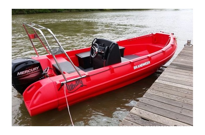 Whaly 500R boat