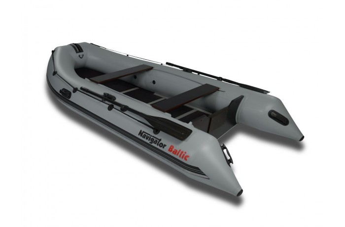 Navigator Baltic H360 boat