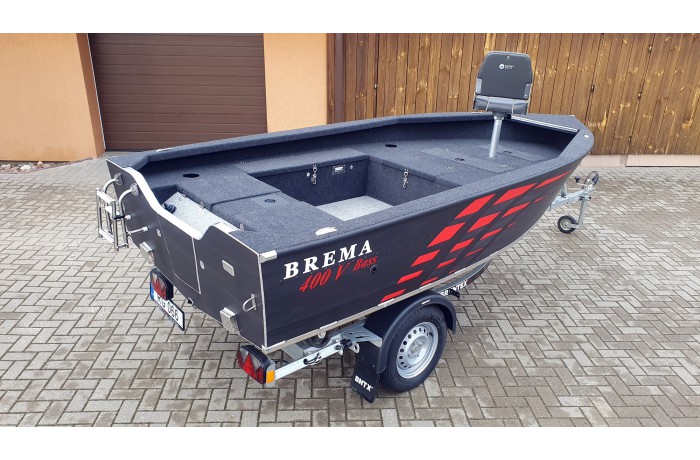 BREMA 400 V Bass Boat