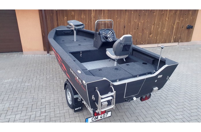 BREMA 450 V Bass Boat