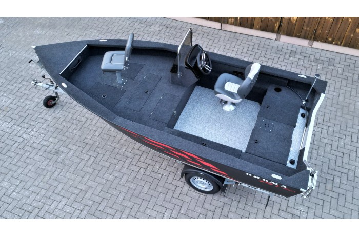 BREMA 450 V Bass Boat